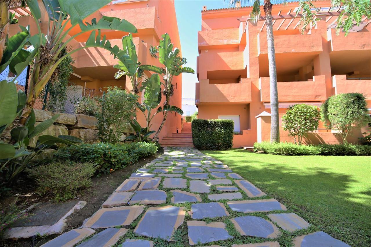 Apartment Nala Estepona Exterior photo