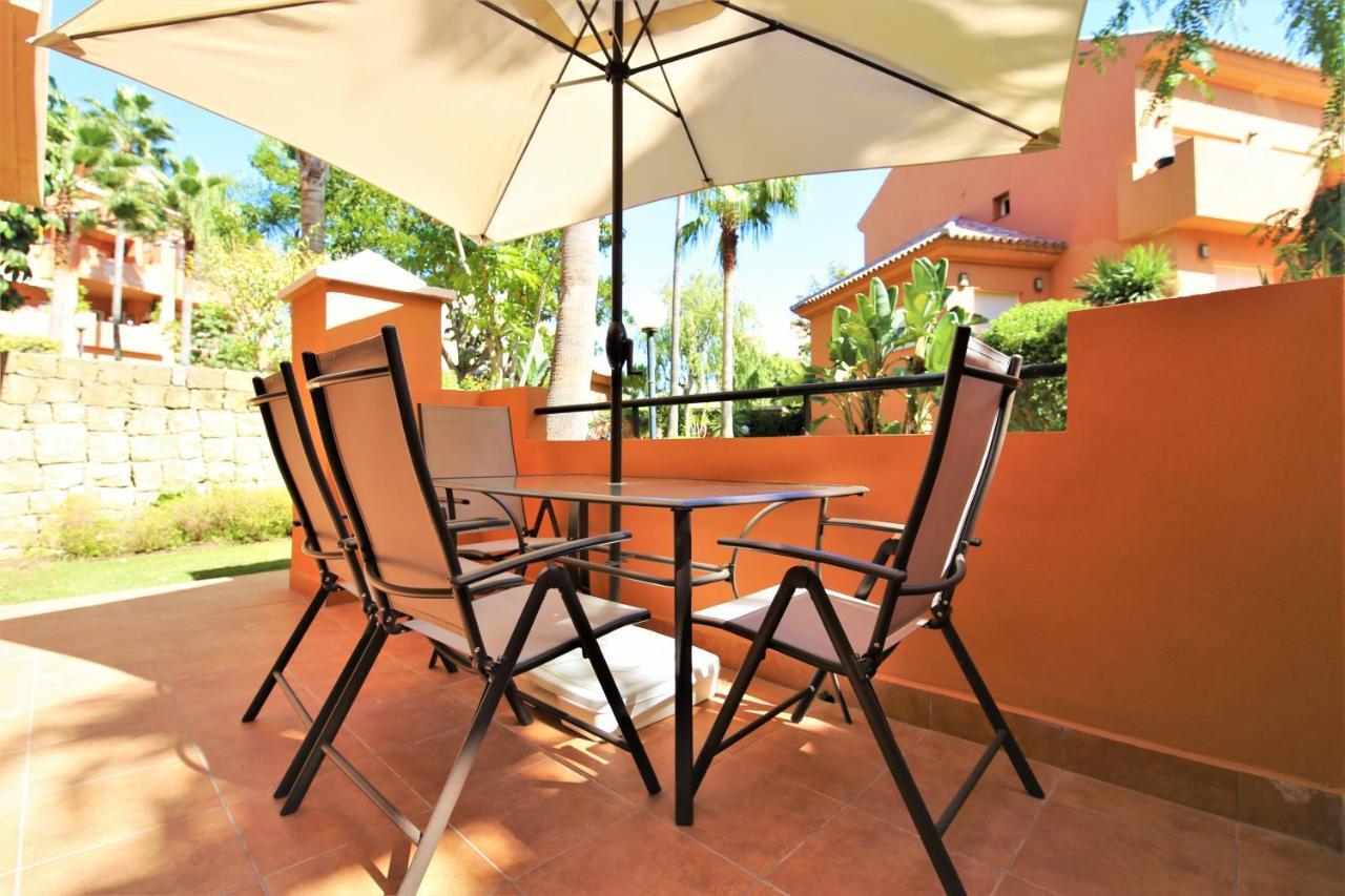 Apartment Nala Estepona Exterior photo